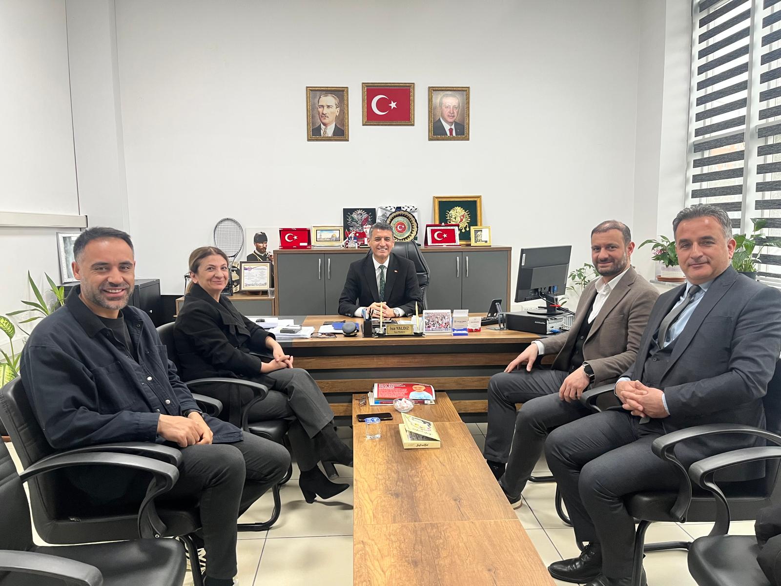 Dekanımızdan Bozüyük Gençlik ve Spor İlçe Müdürlüğüne Ziyaret